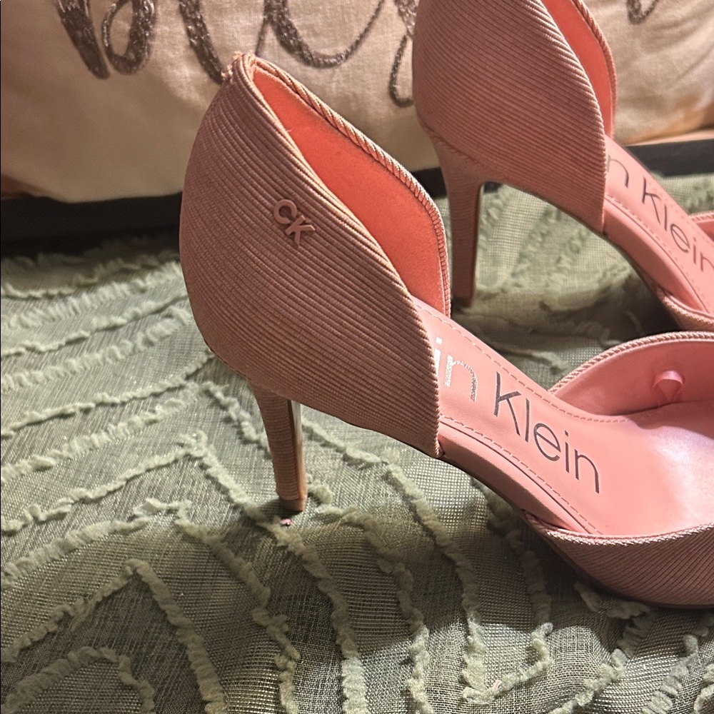 Calvin Klein Women's Pink D'Orsay Heels - Picture 3 of 6